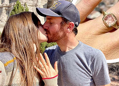 Lily Collin’s and Charlie McDowell exquisite Engagement Ring 